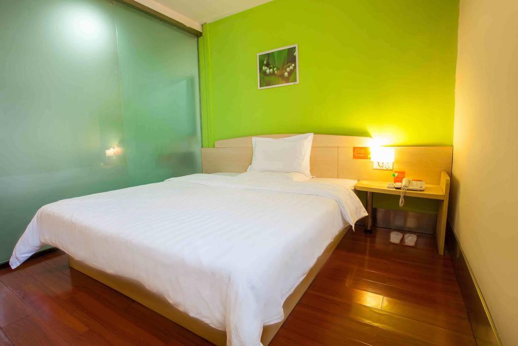 7Days Inn Premium Fuzhou Tatou Road Room photo